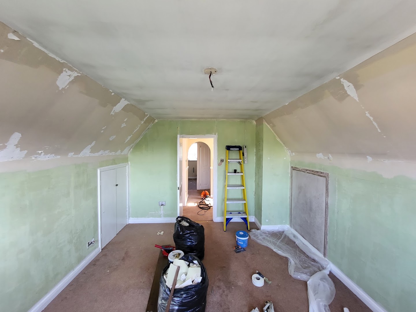Sm painting and decorating services — Photos 10